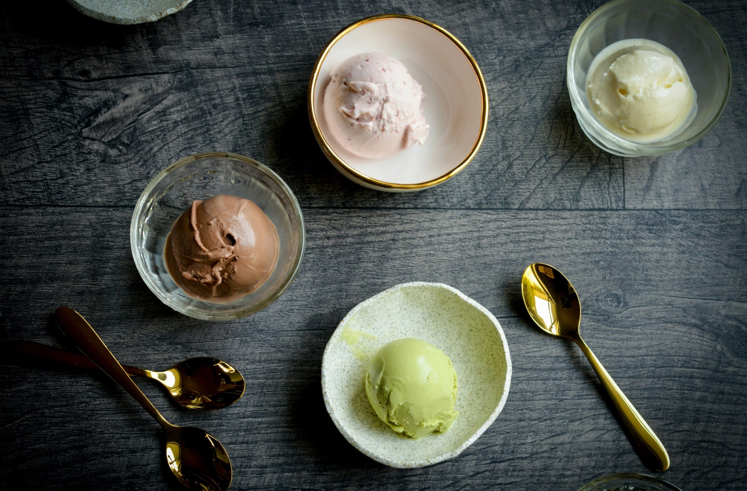 #P Ice Cream Heaven With Vanilla, Chocolate And Pistachio