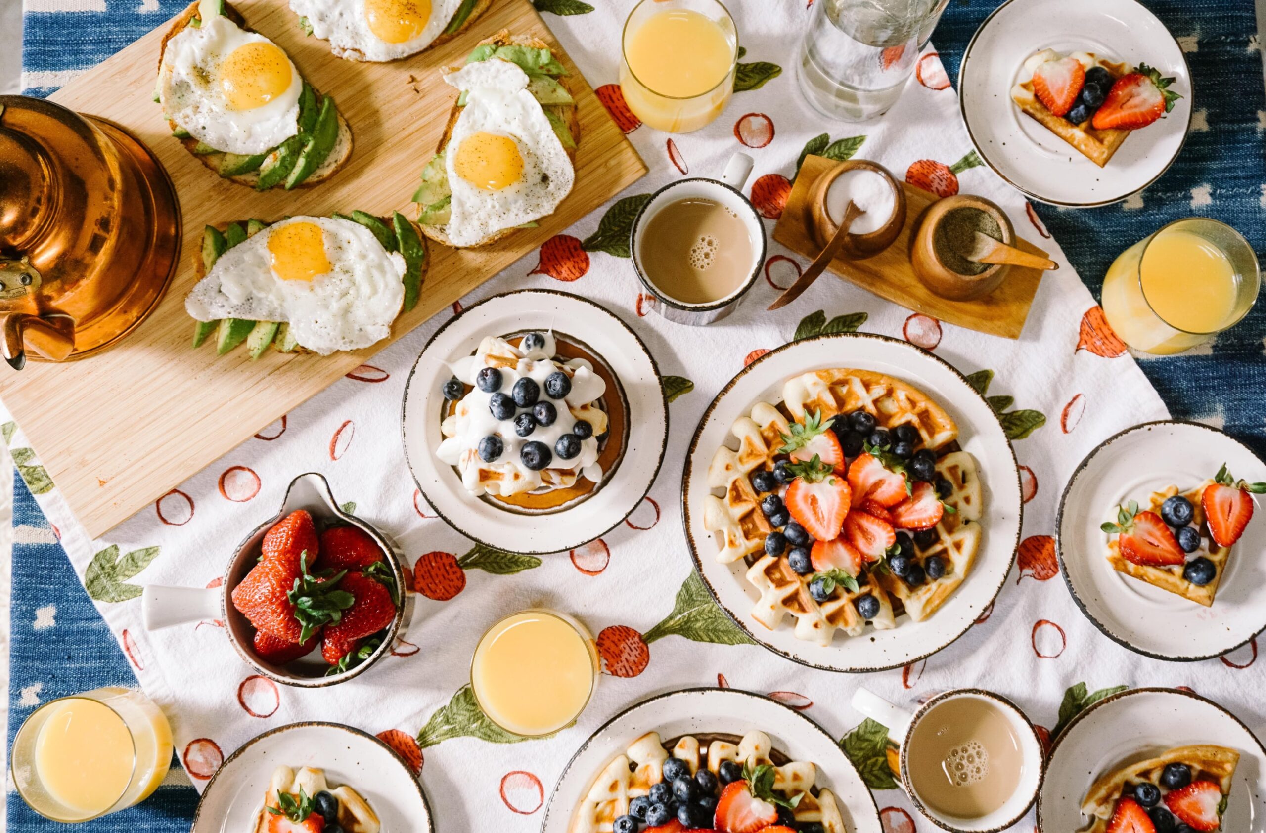 #P Breakfast Delight With Strawberry, Egg And Fruit