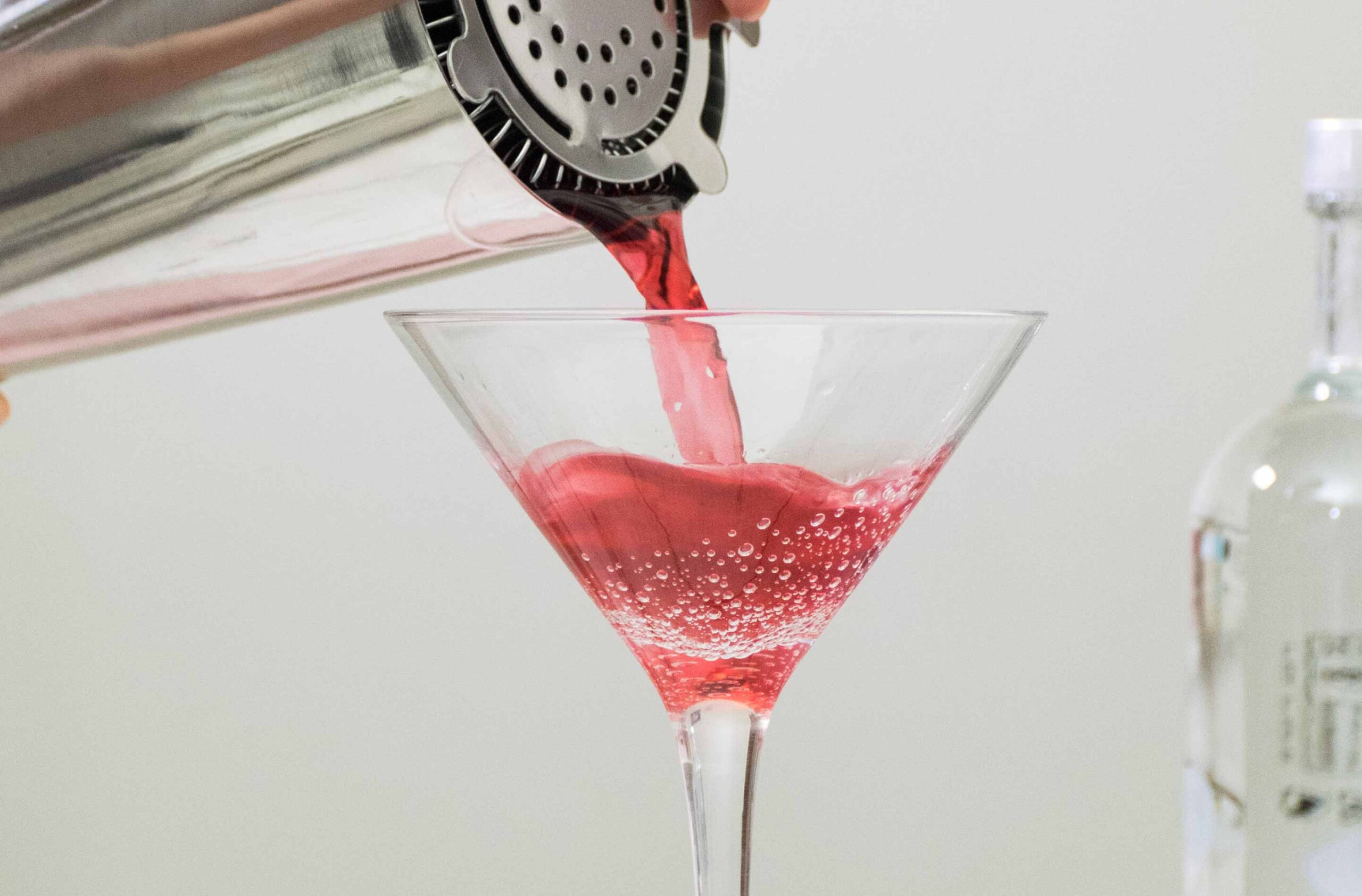 #P Video Recipe: The Perfect Cosmopolitan